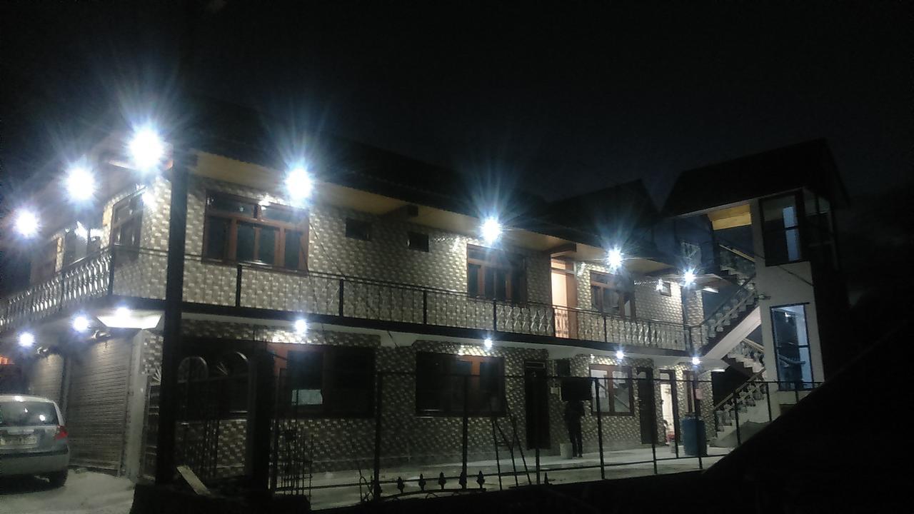 Hotel Uttarayan Sāngla Exterior foto